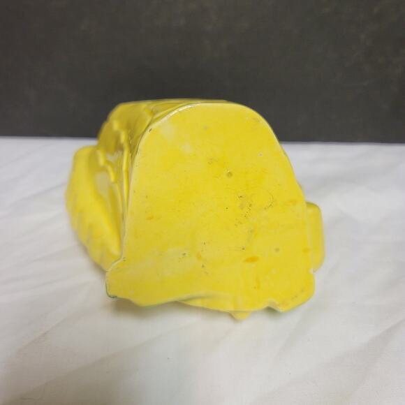 Vintage bonnet planter vase ceramic Hat Yellow green flowers Kitschy Collectible - Picture 7 of 7